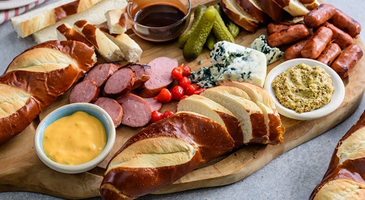 pretzel dipping board